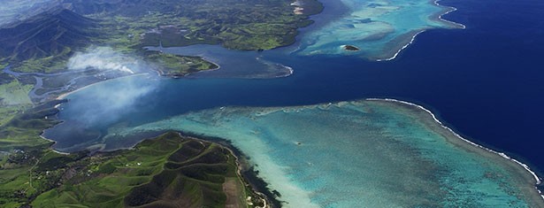 Lagoons of New Caledonia: diversity of reefs and associated ecosystems