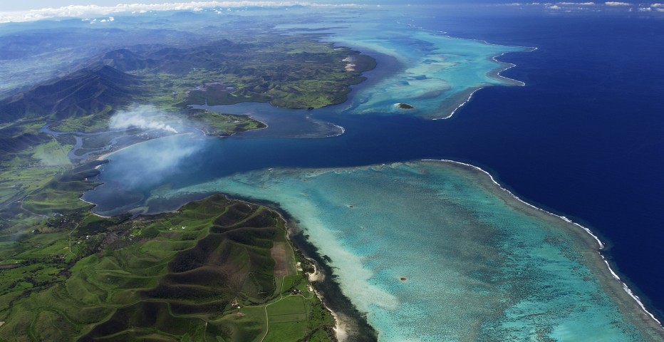 Lagoons of New Caledonia: diversity of reefs and associated ecosystems
