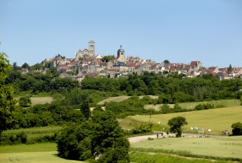 Basilica church and hill of Vézelay