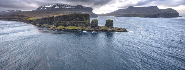 Terres et mers australes françaises