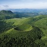 La chaîne des Puys & de la faille de Limagne et la grotte Chauvet Pont d’Arc candidats en 2014