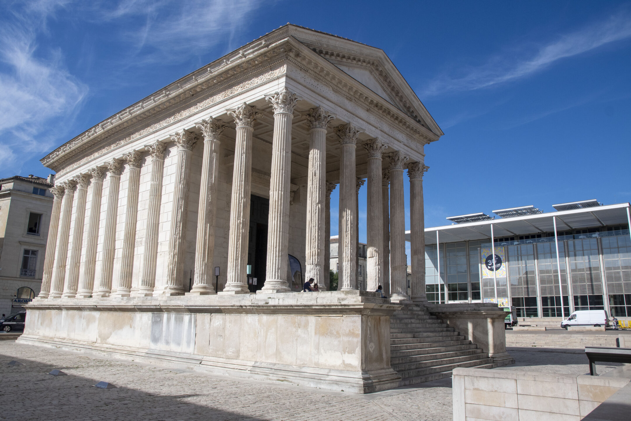 Maison Carrée