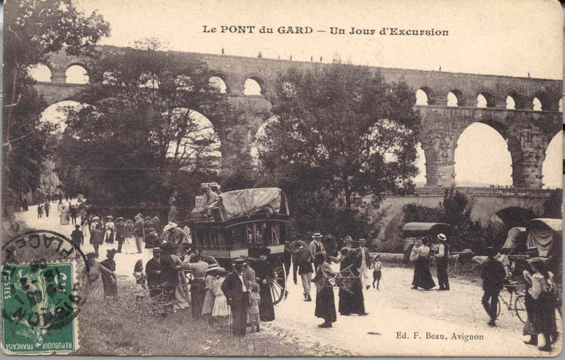 Jour d'excursion au pont du Gard